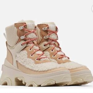 EUC Sorel Size 8.5 Brex Cozy Lace Nova Sand Waterproof Boots!